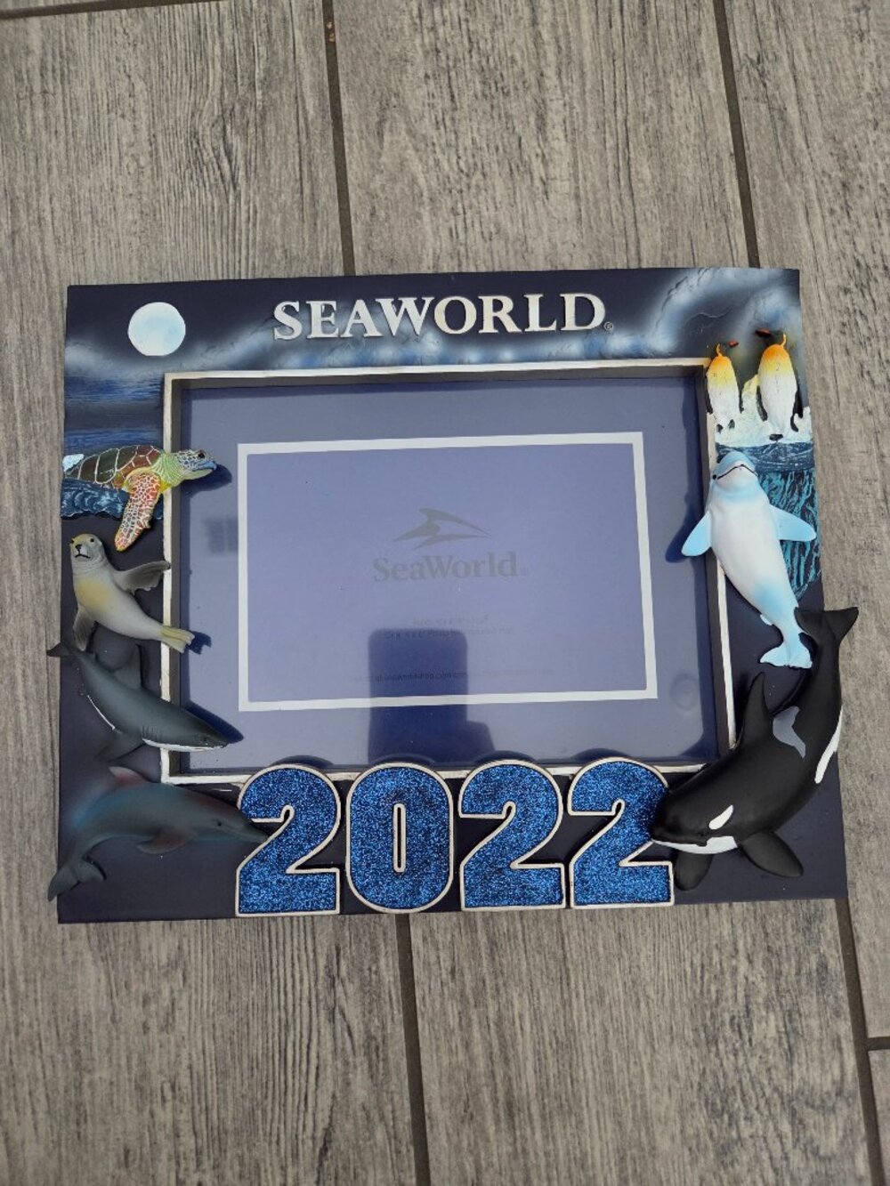 SeaWorld 2022 Photo Frame Marine Life 6"x8" Orca Dolphin Shark Turtle Souvenir